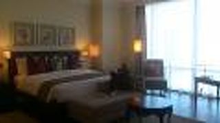 ラッフルズ マカティ