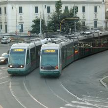 ホテルの窓から撮影したトラム