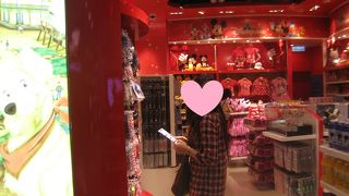 空港でディズニーオリジナルグッズが買えます！