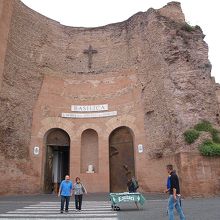 外観はミケランジェロ設計