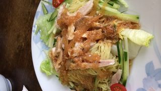 ビジネス街にある京町家を利用した中国料理店。