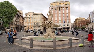 ベルニーニ作のトリトーネの噴水