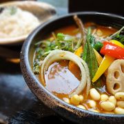 トマトベースのスープカレー