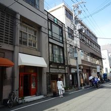 観光客ではなく、地元の人が多いようです