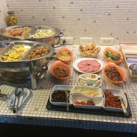 トースト、コーヒー、紅茶もあります