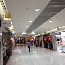 名古屋駅を通り抜ける地下街 By 海猿 名古屋中央地下通り ファッションワン のクチコミ フォートラベル