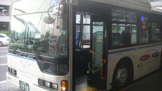 第１ターミナルと第２ターミナルの間を循環しています