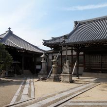 観音堂・本堂の景観。