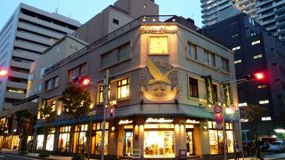 関西では珍しい路面店