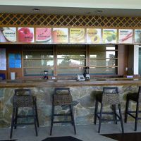 フレッシュジュースのスタンドです。部屋にも持っていかれます