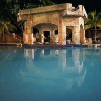 大人専用のプール・・・誰もいない。。。