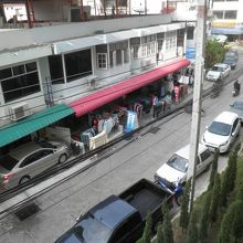 ソンテウの通勤路