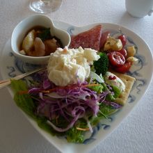 バイキング一皿目