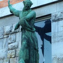 何となく中国的な像がありました