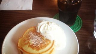 一軒家を改装した古民家cafe