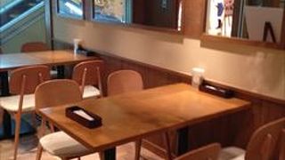 新宿に居ながらにして、ハワイのおいしいごはんを食べる事ができます。