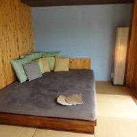 寝っ転がれるソファー