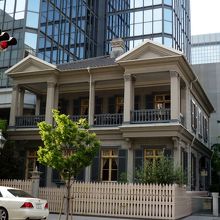 旧居留地15番館