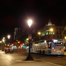 夜でも走ってます