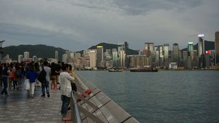 そりゃ行くでしょ