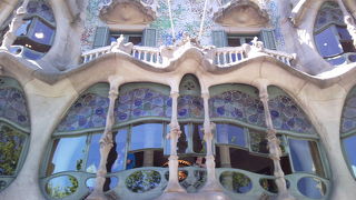 ガウディの最高建築のひとつ