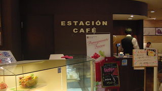 軽食メニューが充実