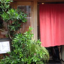 小さなお店です