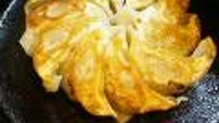 黒豚餃子とんとん