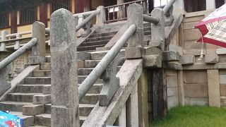 韓国の国宝に指定された仏国寺の橋