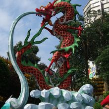 春慶節は、とにかく派手です