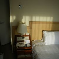 部屋へは日が差し込みます