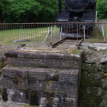 ＳＬ２９６３８と鉄橋の橋桁