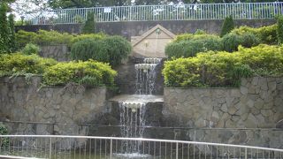 割とこった公園