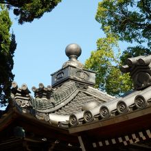 一切経蔵の宝珠?。