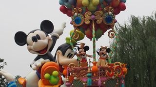 雨のディズニーランド