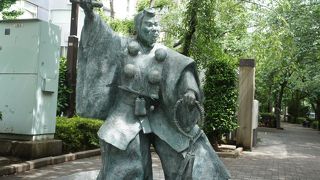 歌舞伎発祥の地を記念して