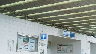 成田空港に近い細長いPA