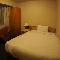 造りは日本のビジネスホテルと同じですね。