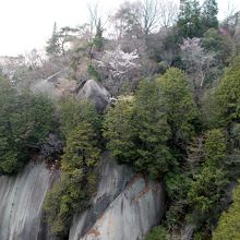 臼岩休憩舎からの眺望?。