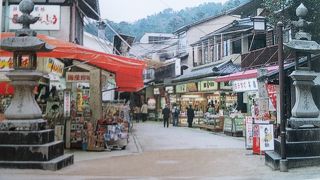 カキ屋、もみじまんじゅう