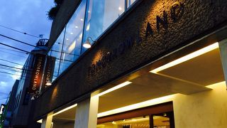 トゥモローランド