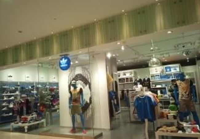 アディダスオリジナルスショップ あべのhoop店 クチコミ アクセス 営業時間 ミナミ 難波 天王寺 フォートラベル アディダスオリジナルスショップ あべのhoop店 クチコミ アクセス 営業時間 ミナミ 難波 天王寺 フォートラベル