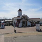 標高日本一の場所にある小さな駅。ソフトクリームが有名らしいです。
