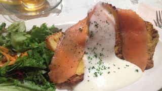 お買い物途中のランチに