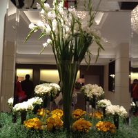 ホテルロビーのお花