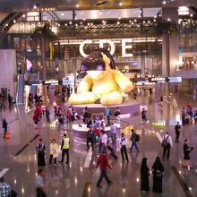 写真はカタールの空港