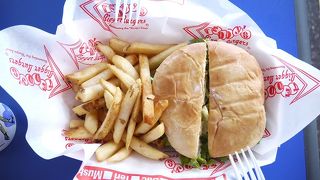 個人的にはNO1のバーガー