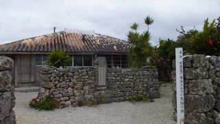 安里屋ユンタの主人公の家です