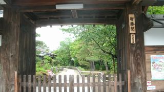 可愛いお地蔵さんがおられる