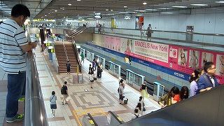 地下街で忠孝復興とも繋がっている